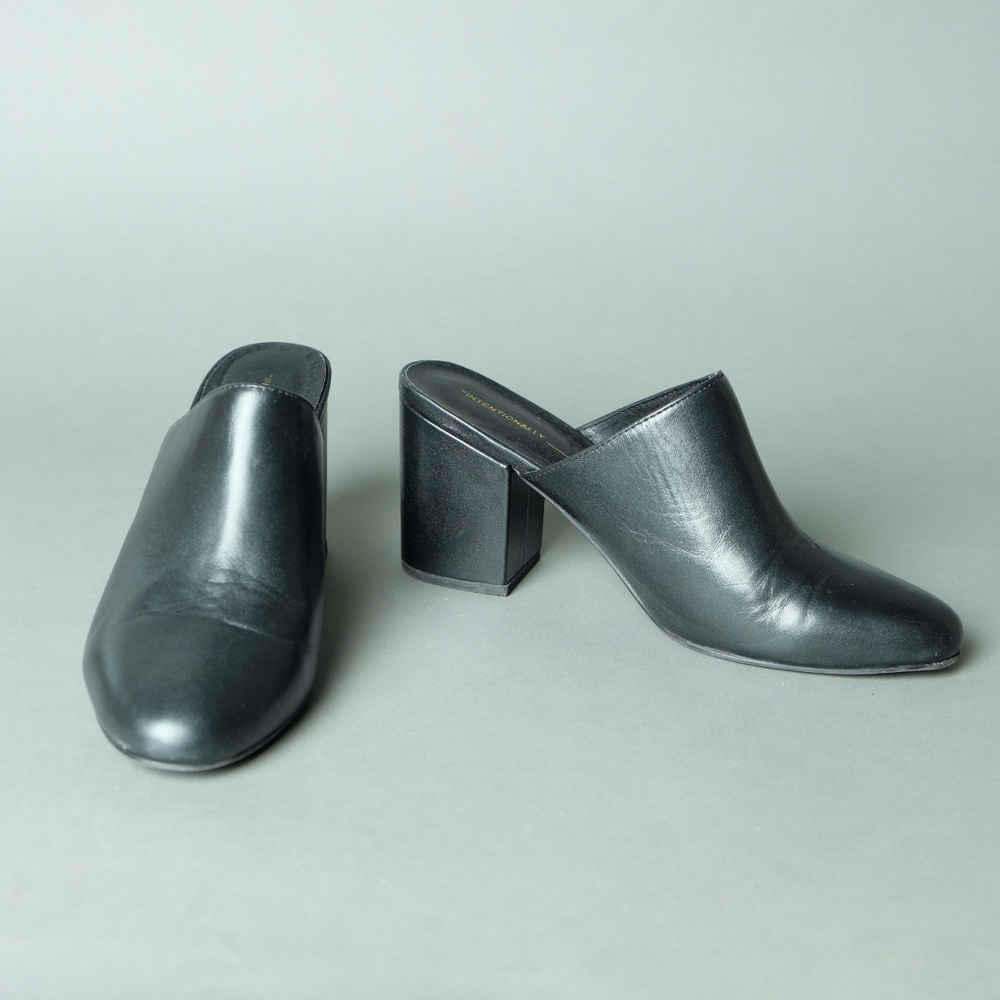 Intentionally Blank Dicey Mules
